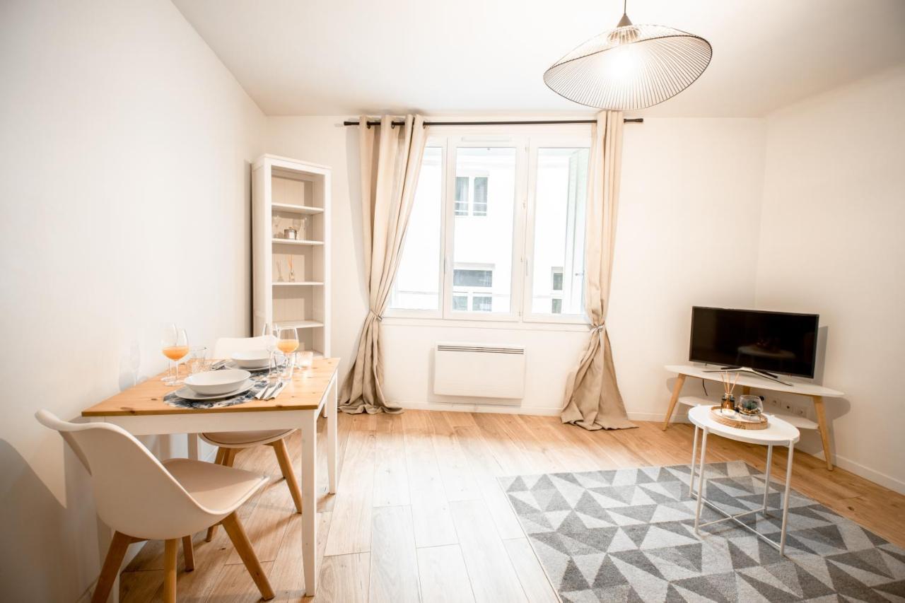 Charmant F2 Hyper Centre De Melun Apartment Exterior photo